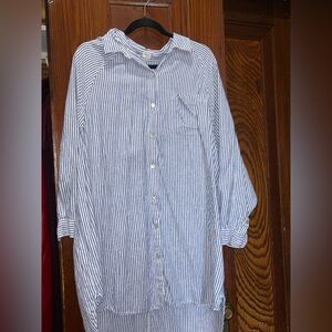 Aritzia Blue and White Striped Blouse